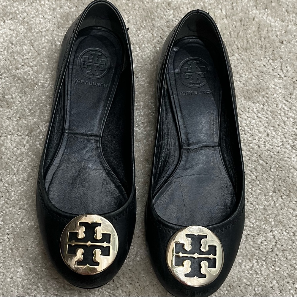 Tory Burch Flats (size 7)